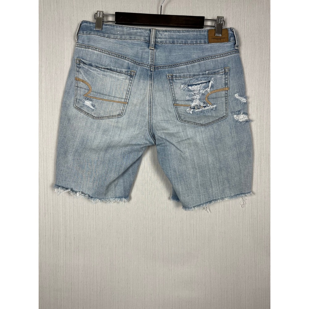 American Eagle Tomgirl Bermuda Denim Shorts Women 6 Blue Distressed Frayed Hem - Picture 3 of 9